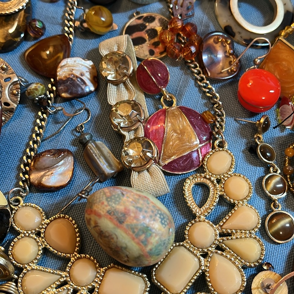 Neutral tone craft and repurpose lot - Picture 6 of 13